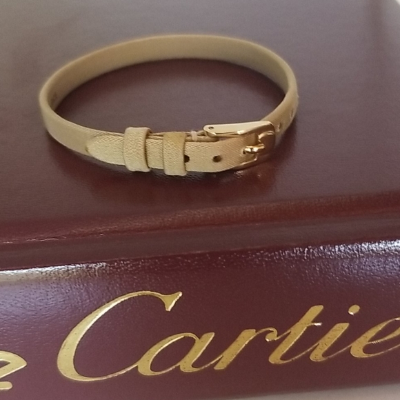 Cartier Delicate Woman's Leather Bracelet - Picture 2 of 6